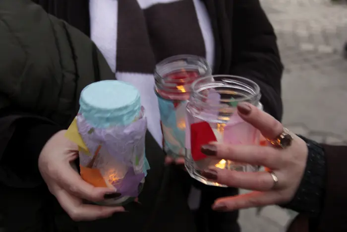 Totnes Christmas Lights Switch On Lanterns